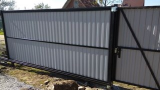 Купить сваи для ворот в Минеральные Воды. Заказать ворота на сваях под ключ от 21523 руб